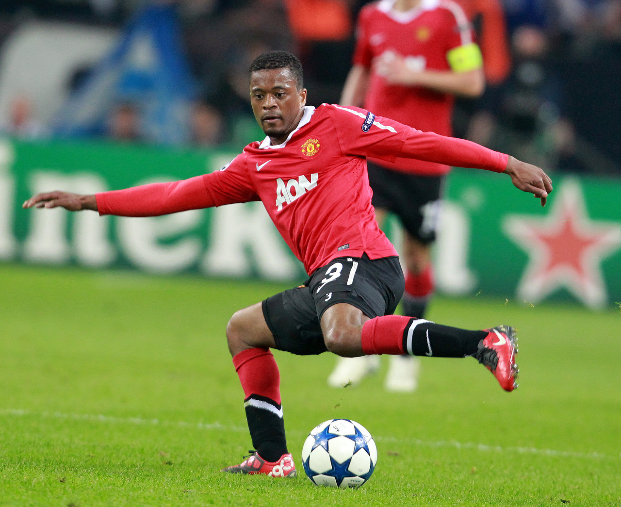 拉菲尼亚帮 拉菲尼亚帮